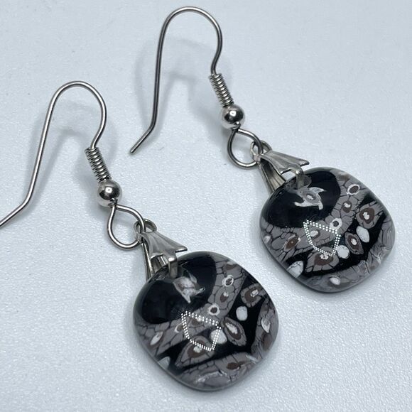 Cute Black Gray Murano Glass Beaded Silvertone Dangle Earrings Boho Unique - Picture 3 of 8